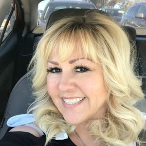 Meet your Posher, Stacy